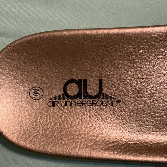 au underground slides - Picture 3 of 4